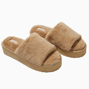 Muk Luks 'Kirstey Slide Slipper' (women’s 9-10)